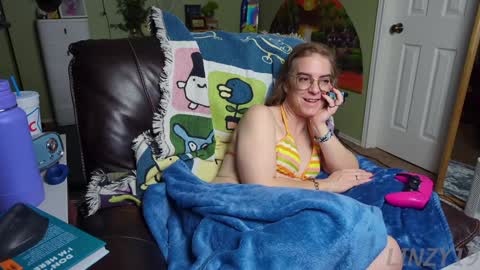 Snapshot of linzy19 chatting on 02.02.25 Linzy19 online show from 02.02.25