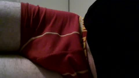 Snapshot of lion2662 chatting on 12.18.24 lion2662 online show from 12.18.24