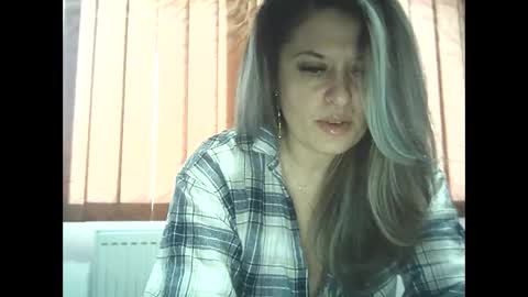 lionessmom online show from 11.26.25