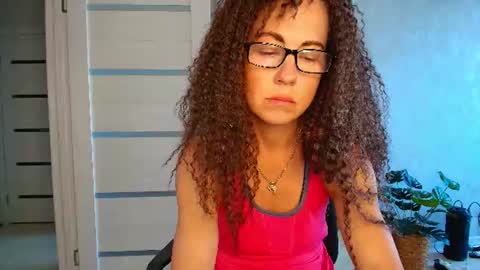Snapshot of lioraweiss chatting on 07.09.26 Liora Weiss online show from 07.09.26