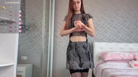 Snapshot of lioryzerotwo chatting on 04.05.26 Liory online show from 04.05.26