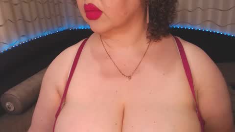 LIpsAddiction online show from 02.16.25