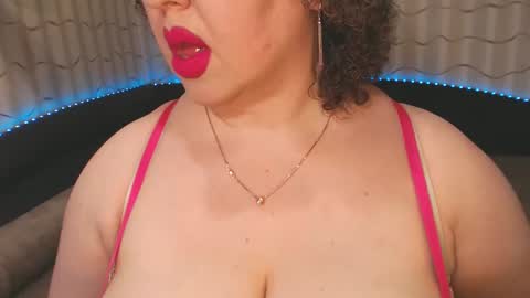 LIpsAddiction online show from 02.19.25