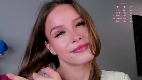 Lina online show from 09.28.25