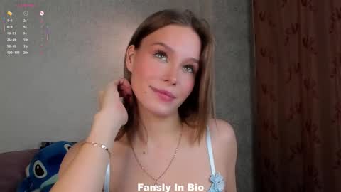 Lina online show from 11.07.25