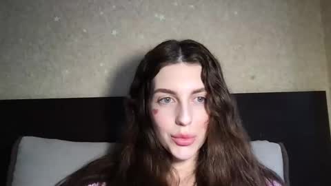 Snapshot of lipsylolly chatting on 02.13.26 lipsylolly online show from 02.13.26