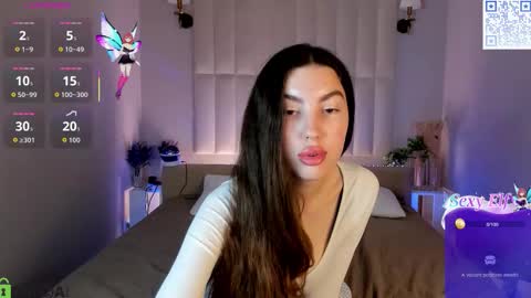 Lira revery online show from 12.15.25