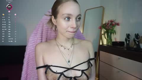 Lisa online show from 12.19.24