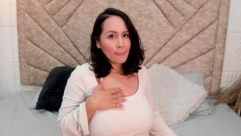 Snapshot of lisa_baker1 chatting on 12.20.24 Lisa Baker online show from 12.20.24