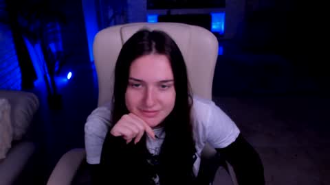 Snapshot of lisa_elfy chatting on 01.21.25 lisa_elfy online show from 01.21.25