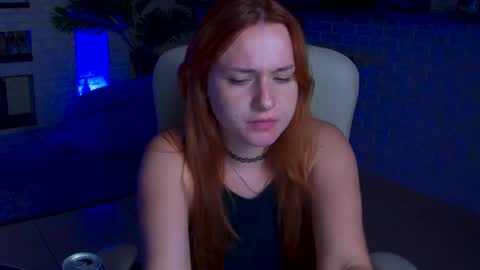 Snapshot of lisa_elfy chatting on 09.17.25 lisa_elfy online show from 09.17.25