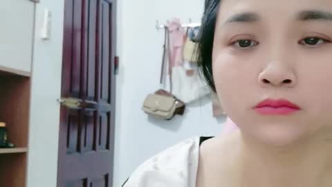 lisa_hanw online show from 05.10.26