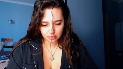 Snapshot of lisa_lady_golden chatting on 10.17.25 lisa_lady_golden online show from 10.17.25