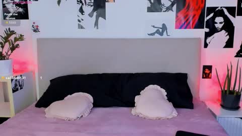 lisa_moons online show from 10.30.25