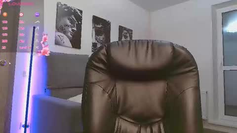 Lisa online show from 03.11.26