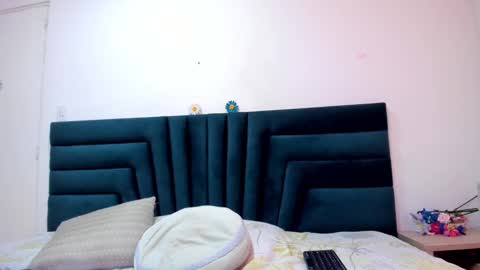 Snapshot of lisa_white_ chatting on 02.19.25 lisa white online show from 02.19.25