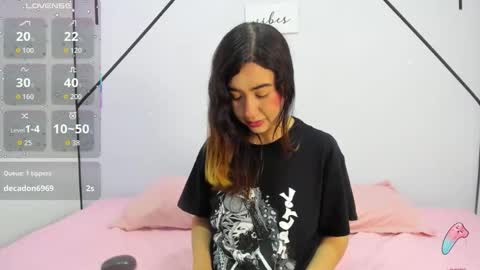 Snapshot of lisa_white_ chatting on 11.14.25 lisa white online show from 11.14.25