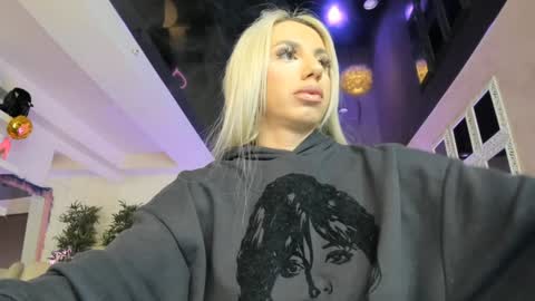 onlyfans-lisaakira instagram-lisaakira9  twitter-lisaakira4 online show from 12.01.25