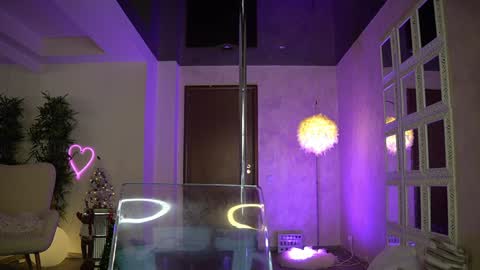 onlyfans-lisaakira instagram-lisaakira9  twitter-lisaakira4 online show from 12.14.25