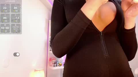 lisahadidd online show from 02.14.25