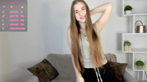 Snapshot of lisahille chatting on 03.23.26 Lisa online show from 03.23.26