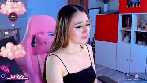   LISA   online show from 02.04.25