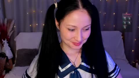 Lisa Moore online show from 01.15.25