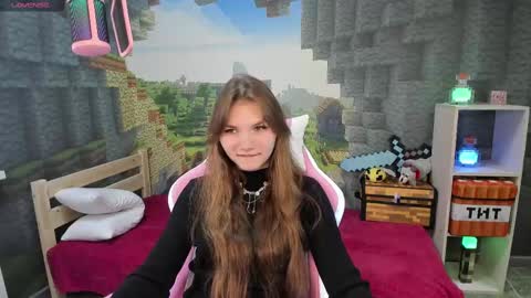 Snapshot of lisaporters chatting on 02.06.25 Lisa online show from 02.06.25