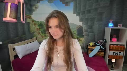 Snapshot of lisaporters chatting on 02.08.25 Lisa online show from 02.08.25