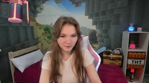 Snapshot of lisaporters chatting on 02.17.25 Lisa online show from 02.17.25