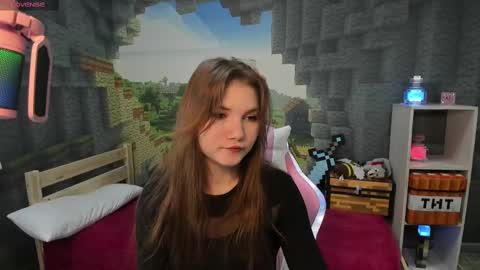 Snapshot of lisaporters chatting on 02.22.25 Lisa online show from 02.22.25