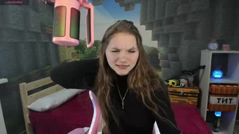 Snapshot of lisaporters chatting on 03.05.25 Lisa online show from 03.05.25