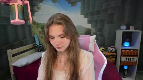 Snapshot of lisaporters chatting on 03.07.25 Lisa online show from 03.07.25