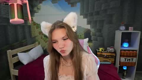 Snapshot of lisaporters chatting on 03.07.25 Lisa online show from 03.07.25