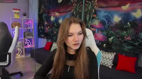 Snapshot of lisaporters chatting on 03.09.25 Lisa online show from 03.09.25