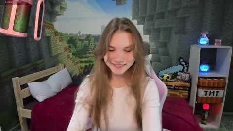 Snapshot of lisaporters chatting on 03.09.25 Lisa online show from 03.09.25