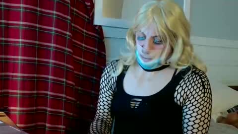 Lisa Love online show from 03.14.26