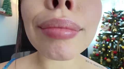 Lisbet online show from 12.09.24