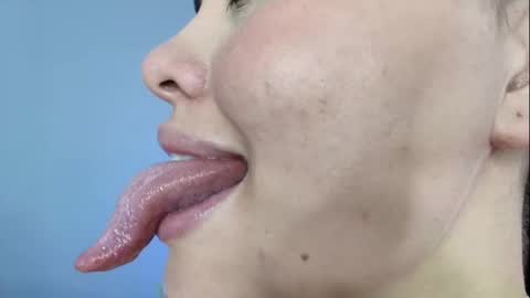 Lisbet online show from 12.10.24