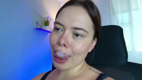 Lisbet online show from 01.09.25