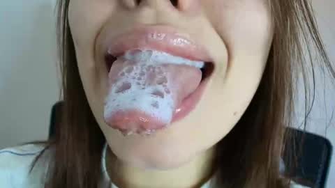 Lisbet online show from 09.30.25