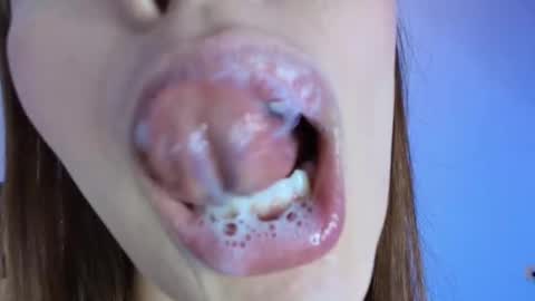 Lisbet online show from 02.11.26