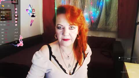 Hellomy name is Liset online show from 10.20.25