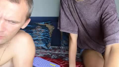 Kris Maks online show from 09.14.25