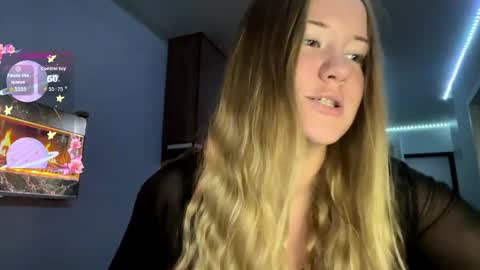 Snapshot of lisi_kiss_ chatting on 06.09.26 Aurora online show from 06.09.26