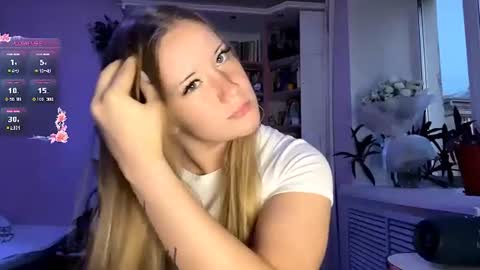 Snapshot of lisi_kiss_ chatting on 06.28.26 Aurora online show from 06.28.26
