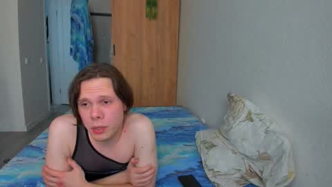 Snapshot of lissa_alfie chatting on 12.11.24 Alfie online show from 12.11.24