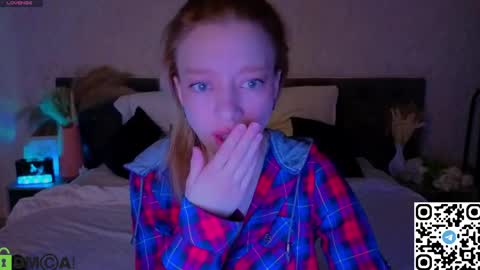 Snapshot of lissa_kitsune chatting on 04.27.26 Lissa online show from 04.27.26