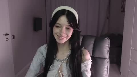 Snapshot of lissaelison chatting on 03.19.26 lissaelison online show from 03.19.26