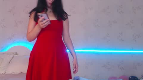 Snapshot of lissalucy chatting on 06.21.26 Alice Dont forget to thumbs up its very important online show from 06.21.26